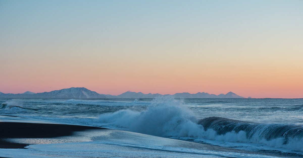 Travelling to the coast of the Pacific ocean