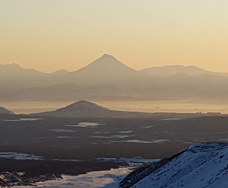 Indidual driving of snow-mobile to the Avachinsky volcano
